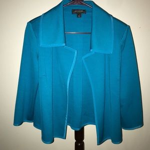 ST JOHN wool/rayon blend swing jacket size 12